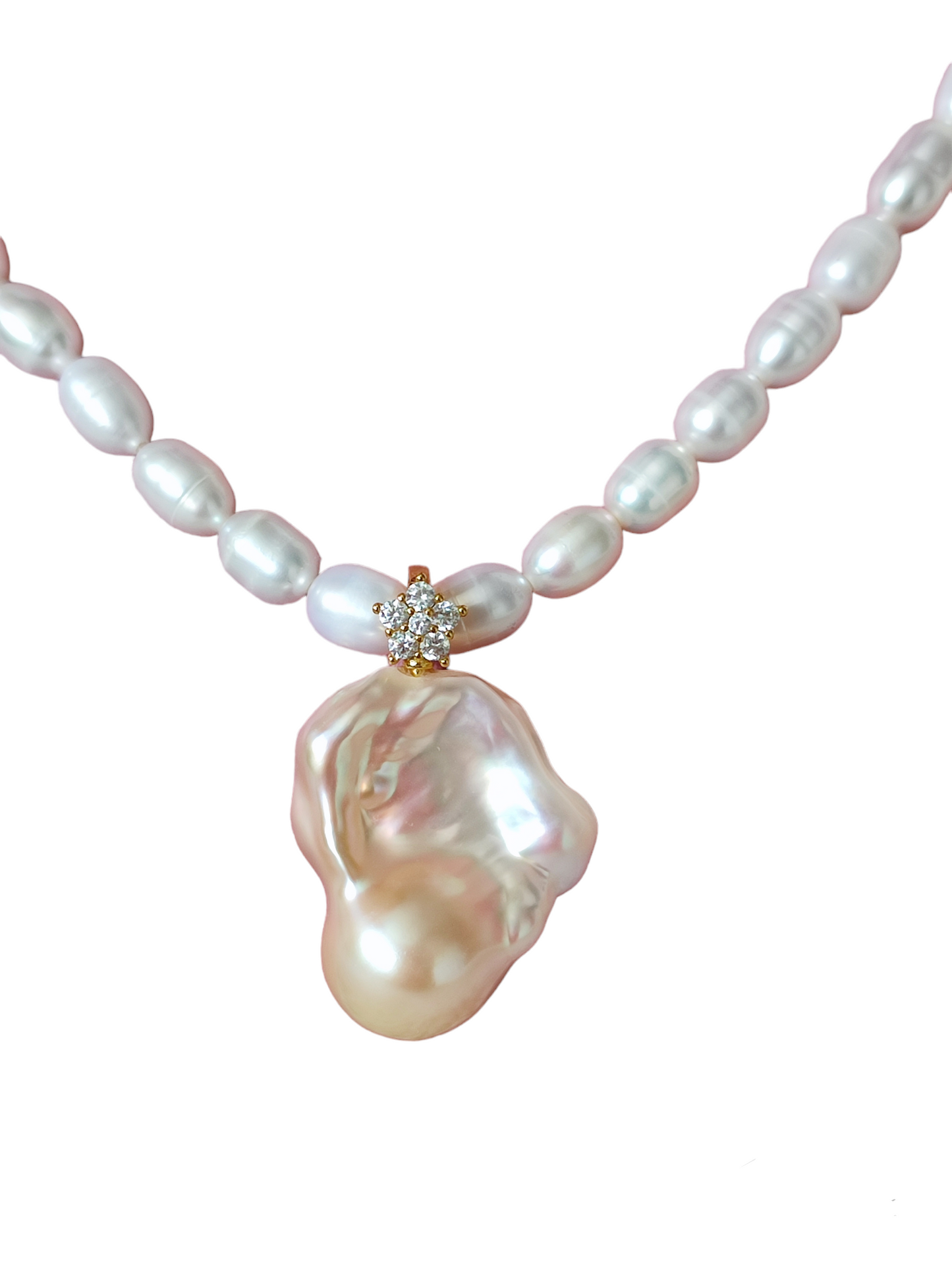 Baroque pearl pendant wonky